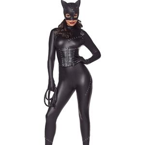 NWT Adult Catwoman Costume The Signature Collection - DC Villains